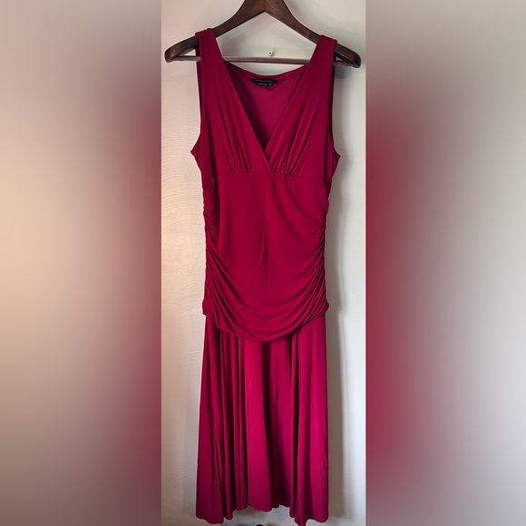 BCBGMaxAzria Dresses & Skirts - BCBG Women’s Size L Lined Dress Red